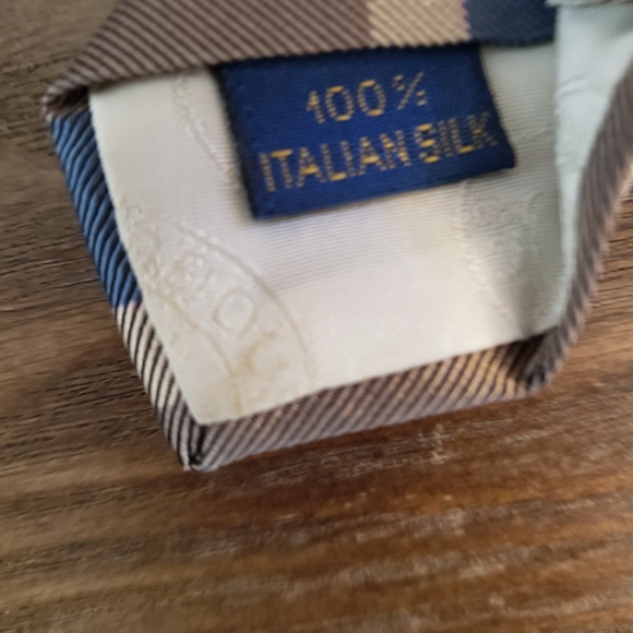 100% Italian Silk Harbour Club tie - Picture 3 of 3